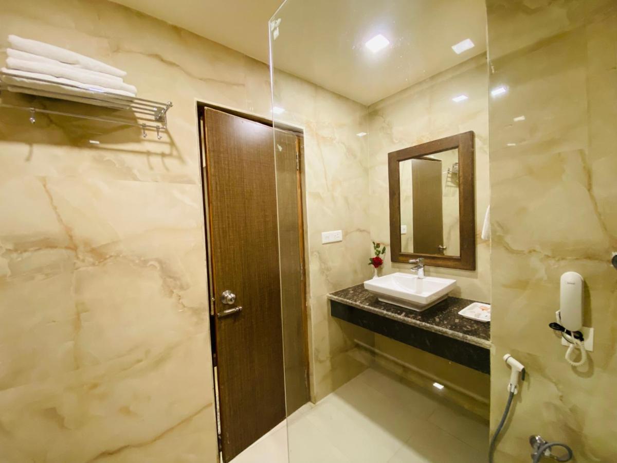 Royal Castle Otel Kasol Dış mekan fotoğraf