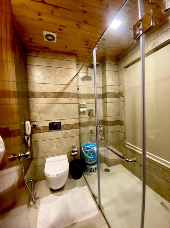 Royal Castle Otel Kasol Dış mekan fotoğraf